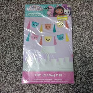 GABBY'S DOLLHOUSE TASSEL GARLAND (1)  Birthday Party Cats Girls Decorations